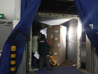 迪卡儂急援武漢 清空庫存捐贈3.4萬副護(hù)目鏡，陸家嘴總部彰顯企業(yè)擔(dān)當(dāng)